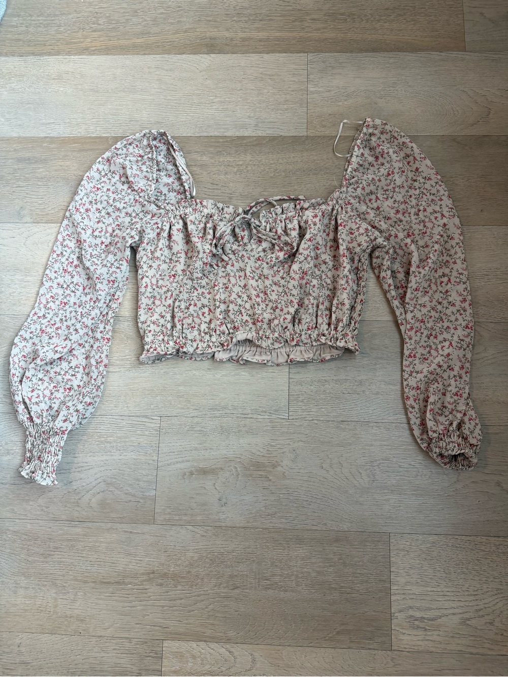 Dress Forum | Womens Floral Smocked Puff Sleeve Crop Top - M